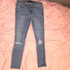 Hollister Cropped Jeans size 00 waist 23